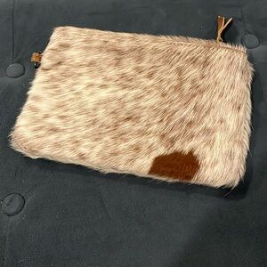 Myra Cow Hide Pouch Bag 9.5" x 6" Sandy Brown Leather Zip Closure Clean Lining